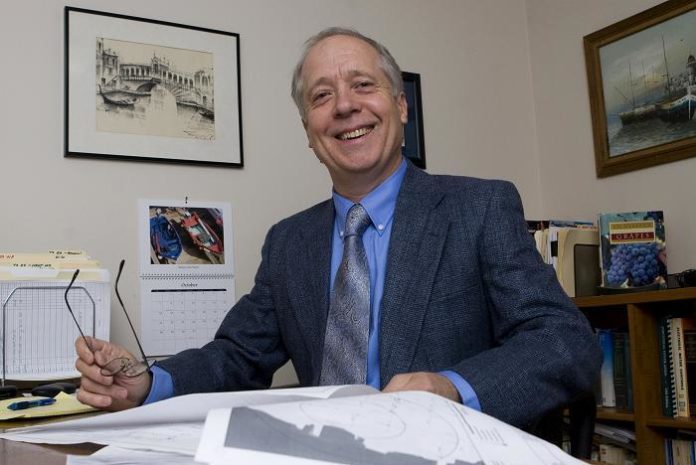 ALVIN J. SNYDER III started his business in 1976, before the federal Superfund law and most of the laws and regulations that guide his work were passed, so he focused on wastewater treatment. Today, the firm handles everything from emissions control to soil cleanups. / ALVIN J. SNYDER III started his business in 1976, before the federal Superfund law and most of the laws and regulations that guide his work were passed, so he focused on wastewater treatment. Today, the firm handles everything from emissions control to soil cleanups. /