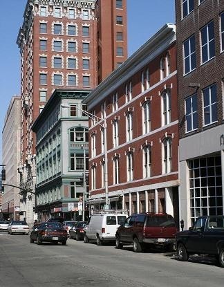 THE PROVIDENCE-New Bedford-Fall River metro area suffered mostly because of manufacturing declines and the slumping housing and construction industries, The Milken Institute and Greenstreet Real Estate Partners found in their 2008 report. / THE PROVIDENCE-New Bedford-Fall River metro area suffered mostly because of manufacturing declines and the slumping housing and construction industries, The Milken Institute and Greenstreet Real Estate Partners found in their 2008 report. /