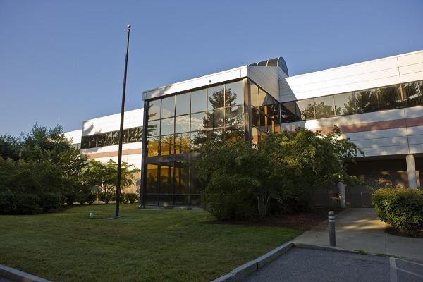 THE NEW FACTORY is on Duchaine Boulevard in the New Bedford Business Park, in a building that used to house MultiLayer Coating Technologies, and before that, the advanced printing division of Polaroid Corp. / THE NEW FACTORY is on Duchaine Boulevard in the New Bedford Business Park, in a building that used to house MultiLayer Coating Technologies, and before that, the advanced printing division of Polaroid Corp. /