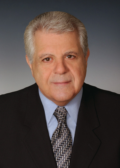 JWU GRAD SCHOOL Dean
Frank A. Pontarelli says he wants
to do more on-site MBA programs with local businesses. / JWU GRAD SCHOOL Dean
Frank A. Pontarelli says he wants
to do more on-site MBA programs with local businesses. /