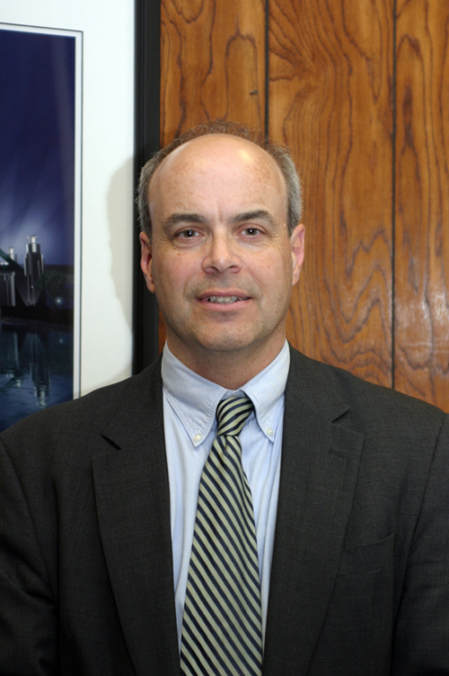 MICHAEL P. LEWIS, director of the R.I. Department of Transportation, said the agency has increased its Web presence because of declining newspaper readership. / MICHAEL P. LEWIS, director of the R.I. Department of Transportation, said the agency has increased its Web presence because of declining newspaper readership. /