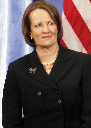 KAREN G. MILLS, the head of the U.S. Small Business Administration, has introduced an interest-free loan program to help businesses dealing with cash flow issues. / KAREN G. MILLS, the head of the U.S. Small Business Administration, has introduced an interest-free loan program to help businesses dealing with cash flow issues. /
