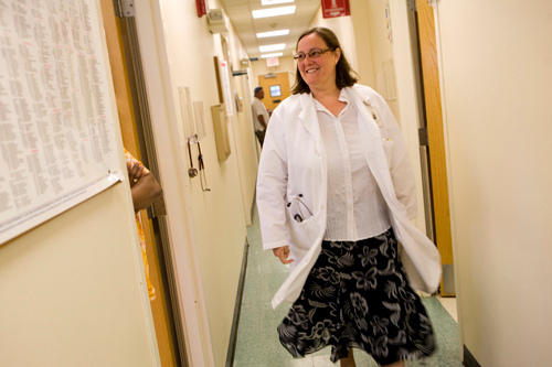 COST OF CARE: Dr. Sarah Fessler originally thought that the East Bay Family Health Center was immune to the effects a recession, but has found that some patients have difficulty paying. / COST OF CARE: Dr. Sarah Fessler originally thought that the East Bay Family Health Center was immune to the effects a recession, but has found that some patients have difficulty paying. /