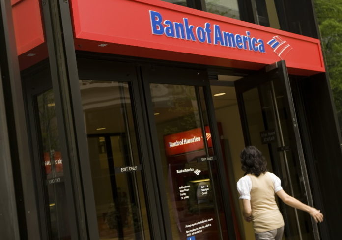BANK OF AMERICA IS REPORTEDLY PREPARING to close about 10 percent of its 6,109 branches as more consumers switch to online and mobile banking. / BANK OF AMERICA IS REPORTEDLY PREPARING to close about 10 percent of its 6,109 branches as more consumers switch to online and mobile banking. /