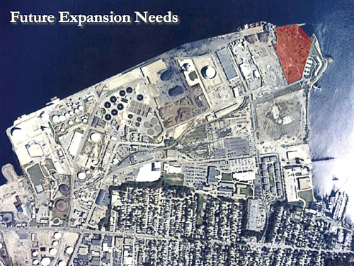 HEAVY CARGO: The Port of Providence is considering expanding onto a city-owned piece of property, shown above in red, and using it as a storage area. / HEAVY CARGO: The Port of Providence is considering expanding onto a city-owned piece of property, shown above in red, and using it as a storage area. /