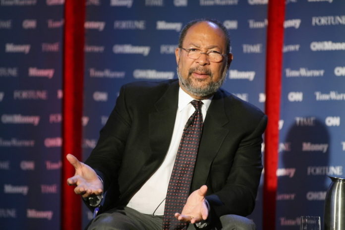 RICHARD PARSONS will face a balancing act as he juggles his role as chairman of Citigroup with his new job as a senior adviser to Providence Equity Partners. / RICHARD PARSONS will face a balancing act as he juggles his role as chairman of Citigroup with his new job as a senior adviser to Providence Equity Partners. /