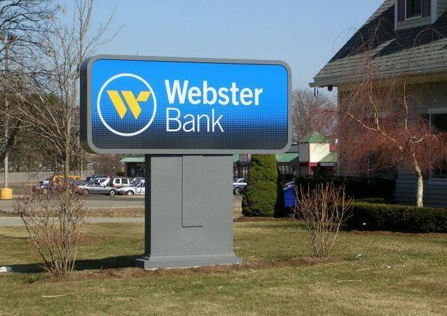 WEBSTER BANK continued to lose money in 2009 but said it was on a path to profitability. / WEBSTER BANK continued to lose money in 2009 but said it was on a path to profitability. /