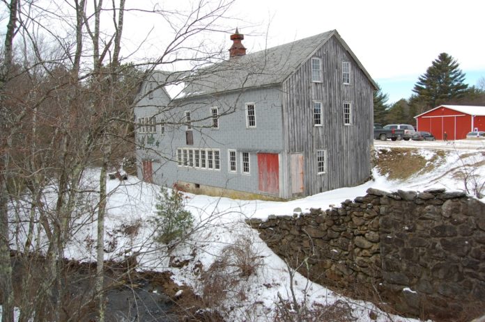 A BARN in the Hopkins Hollow-Roaring Brook Historic District, which was recently placed on the National Register of Historic Places. / A BARN in the Hopkins Hollow-Roaring Brook Historic District, which was recently placed on the National Register of Historic Places. /