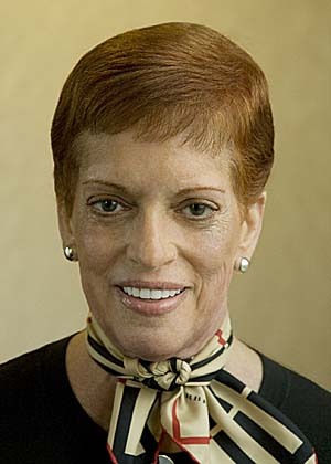 Victoria M. Almeida / Victoria M. Almeida /