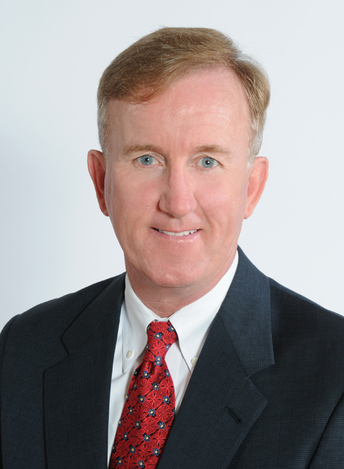 SMART MONEY? Larew Doyle & Co.’s Alan Doyle said that supermarket-anchored retail strip centers and nonluxury apartments are among the popular investments right now. / SMART MONEY? Larew Doyle & Co.’s Alan Doyle said that supermarket-anchored retail strip centers and nonluxury apartments are among the popular investments right now. /