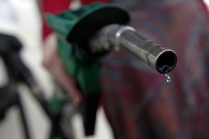 GASOLINE PRICES remained at an average of $3.10 in Rhode Island, AAA reported Monday. / GASOLINE PRICES remained at an average of $3.10 in Rhode Island, AAA reported Monday. /