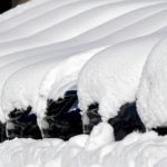 Oil advanced in early Monday trading as temperatures fell and storms blanketed the East Coast with snow, raising demand for heating fuels, said Bloomberg News. / 