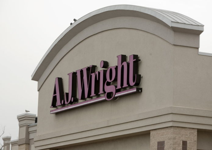 THE ANNOUNCED CLOSURE OF THE A.J. Wright distribution center and the Quaker Fabric in 2007 are two of the three worst layoffs in Massachusetts over the past four years, The Herald News reported. / 