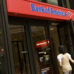 BANK OF AMERICA CORP. will close some retail branches this year and try to boost revenue from remaining locations by offering investment advice by videoconference, a company manager said. / 