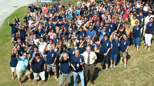 MANAGING SUCCESS: Nonprofit management organization AIPSO’s employees at last year’s annual company picnic.
PHOTO COURTESY
AIPSO/ROBIN MESSINA / MANAGING SUCCESS: Nonprofit management organization AIPSO’s employees at last year’s annual company picnic.
PHOTO COURTESY
AIPSO/ROBIN MESSINA /