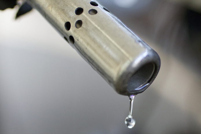 GASOLINE PRICES fell in Rhode Island and Massachusetts, according to AAA Southern New England. / BLOOMBERG NEWS ANDREW HARRER GASOLINE PRICES fell in Rhode Island and Massachusetts, according to AAA Southern New England. / BLOOMBERG NEWS ANDREW HARRER