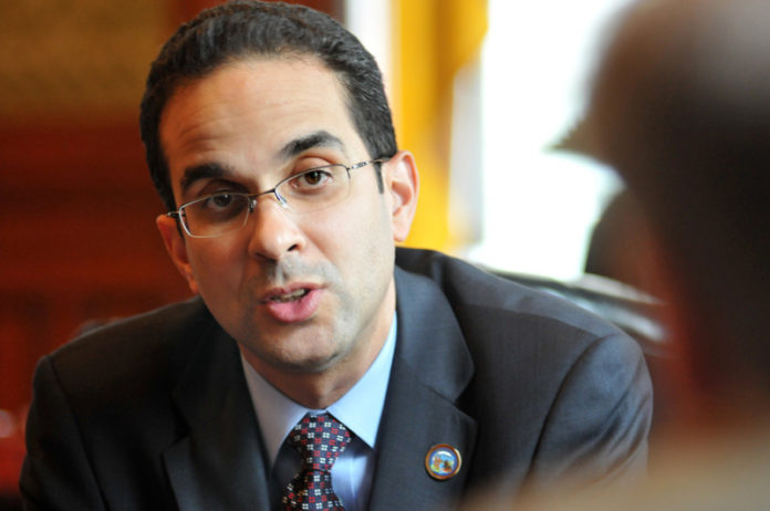 MAYOR ANGEL Taveras cut ties to an adviser who said the Rhode Island capital probably would be forced to seek bankruptcy protection. / PBN FILE PHOTO/FRANK MULLIN