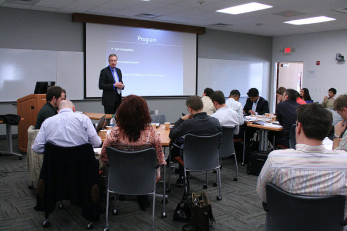 COURTESY KARL DOMINEY
GAINING KNOWLEDGE: Brown Executive MBA professor Carl Kock leads a class in competitive strategy at the new Providence offices of Brown University Continuing 
Education.