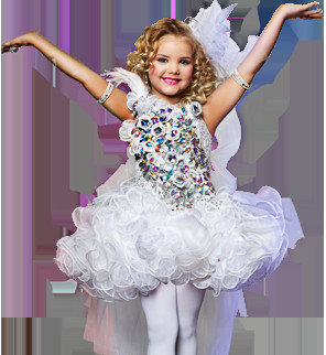 Eden Wood's Glitzy Tea Party Eden Wood's Glitzy Tea Party