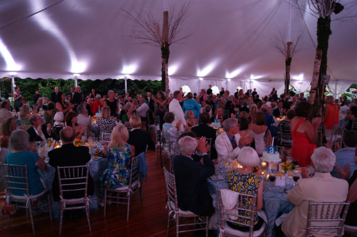 MORE THAN 200 GUESTS celebrated Newport Art Museum’s 100th birthday during a recent gala, which raised $260,000. / PHOTO COURTESY MIA MICHELSON-BARTLETT