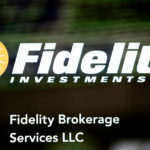 FIDELITY INVESTMENTS saw its operating income decline 29 percent over the year, as fee pressure, low interest rates and redemptions from active equity funds hurt revenue.  / BLOOMBERG FILE PHOTO/BRENT LEWIN