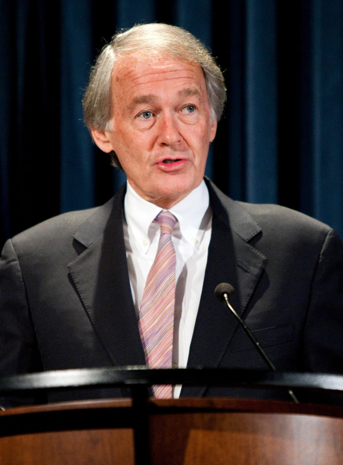 DEMOCRAT ED MARKEY won the special election in Massachusetts for John Kerry's seat in the U.S. Senate, making him the longest-serving House member to move over to the Senate. / BLOOMBERG FILE PHOTO/JOSHUA ROBERTS DEMOCRAT ED MARKEY won the special election in Massachusetts for John Kerry's seat in the U.S. Senate, making him the longest-serving House member to move over to the Senate. / BLOOMBERG FILE PHOTO/JOSHUA ROBERTS