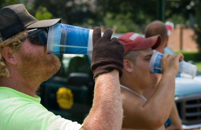 THE HOTTER-THAN-AVERAGE temperatures that have been plaguing the eastern U.S. and Canada may stay away for the next two weeks, according to Commodity Weather Group President Matt Rogers. / BLOOMBERG FILE PHOTO/GARY GARDINER