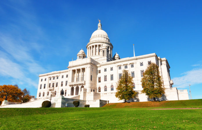 A PROJECT TO EXPAND a parking lot on the east side of the Statehouse and a new lot planned for Francis Street will be the target of debate at a Thursday meeting of the Capital Center Commission. As city zoning bars surface lots in the downtown and Capital Center areas, the commission contends that the state needs its permission to move ahead with the projects. / COURTESY WIKIPEDIA/CHENSIYUAN