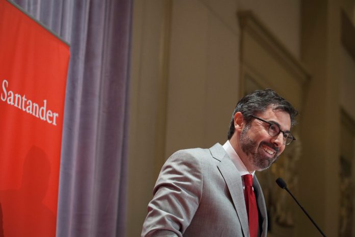 AT THE SANTANDER BANK and Greater Providence Chamber of Commerce Economic Outlook Breakfast on Thursday, business leaders said they anticipate a slow economic recovery in the Ocean State. Santander U.S. President and CEO Roman Blanco (pictured above) said, however, that 