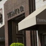 TIFFANY & CO.'s net income amounted to $196.2 million, or $1.51 a share, in the fourth quarter, which ended Jan. 31. That compares with a loss of $103.6 million, or 81 cents, a year earlier, when an arbitration award to Swatch Group AG increased costs. / BLOOMBERG FILE PHOTO/DAVID PAUL MORRIS