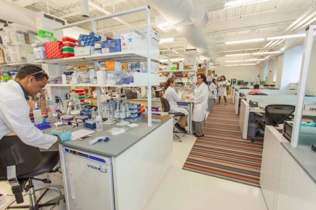 STATE OF THE ART: By sharing workspace, clients at LabCentral avoid the expense of purchasing their own equipment. / COURTESY LABCENTRAL, PAUL AVIS/AVIS STUDIO