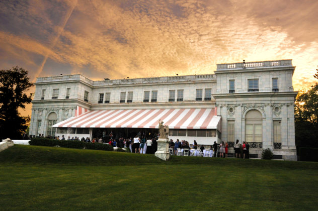 MORE THAN 400 OF RHODE ISLAND'S business community leaders attended PBN's 30th anniversary gala event, held at Rosecliff, one of Newport's Gilded Age mansions. / PBN PHOTO/MIKE SKORSKI