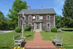 3879 Main RoadOWNER: Main Road Properties Inc.TENANTS: Isa Images; Brenda Wrigley Scott; Studio by the Sea