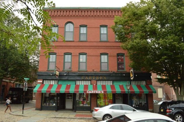 55 William St.PROPERTY OWNER: Carter's of New Bedford Inc.TENANT: Carter's Clothing and Footwear