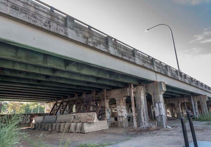 RHODE ISLAND ranked 47th in the U.S. in highway performance by the nonprofit Reason Foundation. Shown is the 6-10 connector, just south of Westminster Street in Providence, showing the temporary braces put in by R.I. Department of Transportation 15 years ago. / PBN FILE PHOTO/ MICHAEL SALERNO