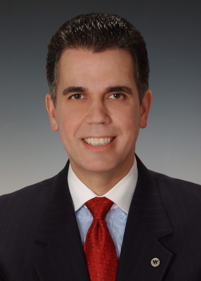CARLOS DACUNHA is senior vice president of middle market banking at Webster Bank. / COURTESY WEBSTER BANK