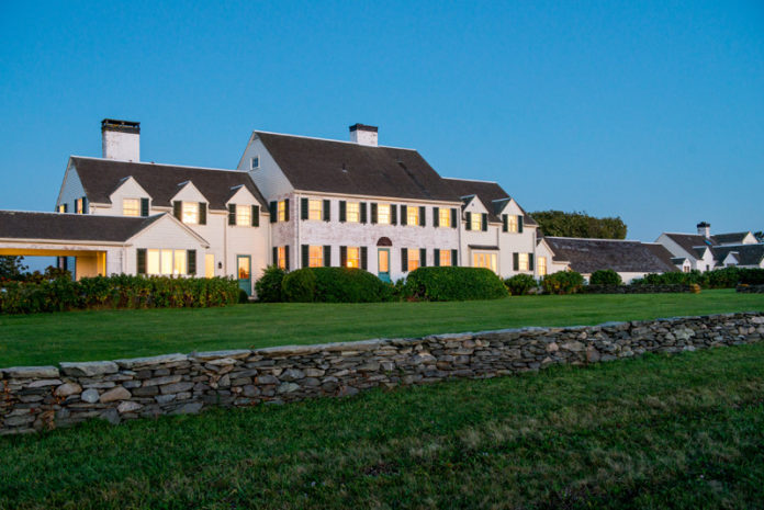  / COURTESTY MOTT & CHACE SOTHEBY'S INTERNATIONAL REALTY