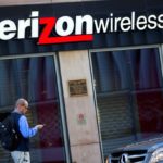 VERIZON Communications Inc., the biggest U.S. wireless provider, will start selling a package that includes unlimited data, a tacit acknowledgment that smaller competitors have struck a chord with consumers who want to stream video without worrying about exceeding a cap. / BLOOMBERG NEWS PHOTO