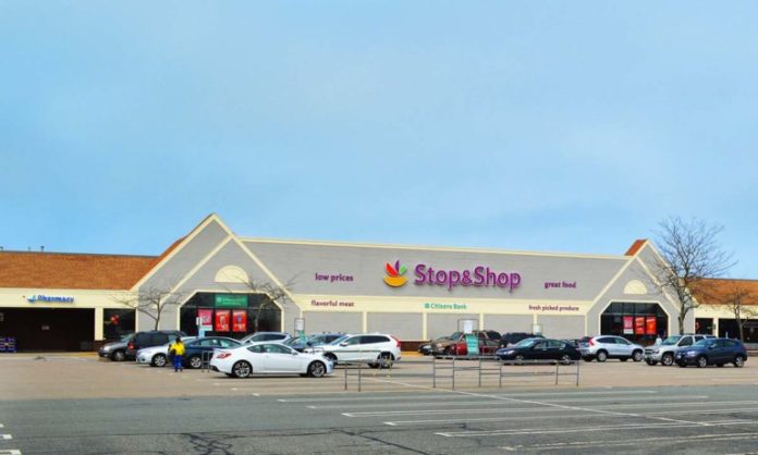 RK CENTERS of Needham, Mass., recently purchased the former Brown’s Lane shopping center in Middletown for $10.58 million. Located on Route 114, the shopping center includes a Stop & Shop supermarket anchor, pictured, along with GNC and Sprint. /COURTESY RK CENTERS