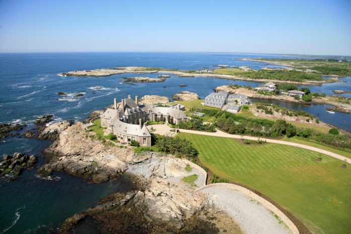 FOUR OF FIVE units in the Seafair mansion in Newport were sold to an LLC owned by Jay Leno for $13.5 million. / COURTESY LILA DELMAN REAL ESTATE INTERNATIONAL FOUR OF FIVE units in the Seafair mansion in Newport were sold to an LLC owned by Jay Leno for $13.5 million. / COURTESY LILA DELMAN REAL ESTATE INTERNATIONAL