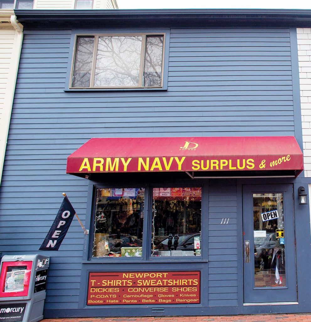 111 Swinburne Row (1974) PROPERTY OWNER: Shiv Jay Retail Realty LLC TENANT: Army Navy Surplus