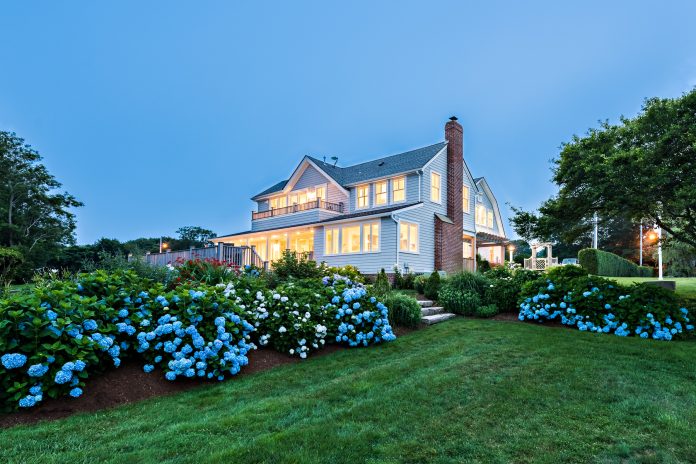 THE PROPERTY at 404 Ocean Rd. in Narragansett has sold for $3.5 million. / COURTESY MOTT & CHACE SOTHEBY'S INTERNATIONAL REALTY
