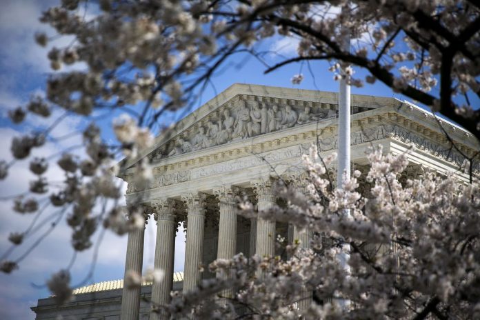 THE U.S. SUPREME COURT decision on labor unions' rights to collect fees from nonmembers could negatively impact their ability to negotiate and bargain with municipal and state governments where the practice was previously allowed. / BLOOMBERG FILE PHOTO/AL DRAGO