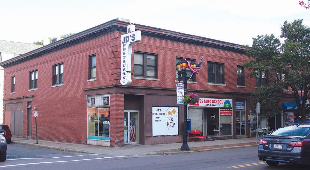 59 North Washington St. (1920) OWNER: DRZ Realty LLC TENANTS: Town Market, Labonte’s Auto School, JD’s Restaurant