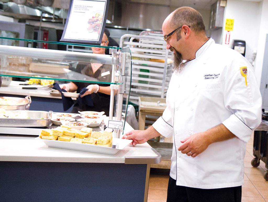 HEALTHY EATING: Roger Williams University executive chef Jonathan Cambra in the kitchen, discussing healthy eating with students.    / COURTESY ROGER WILLIAMS UNIVERSITY/JUAN SILIEZAR