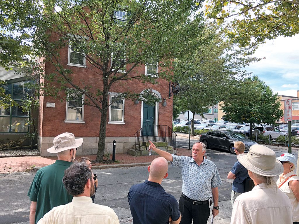 WALKING TOUR: Olin Thompson, a member of the Jewelry District Association who has lived in the neighborhood for 10 years, gives one of his two-hour, free walking tours.  / COURTESY OLIN THOMPSON