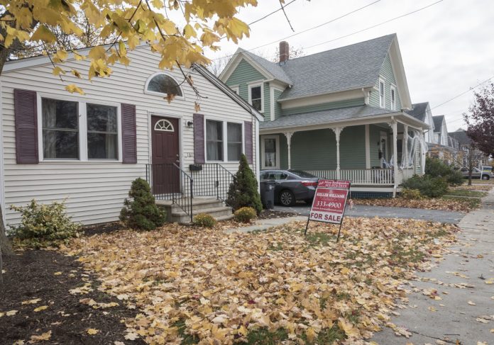 THE MEDIAN PRICE of a single-family home in Massachusetts increased 3.9 percent year over year in October to $374,000. / PBN FILE PHOTO/MICHAEL SALERNO