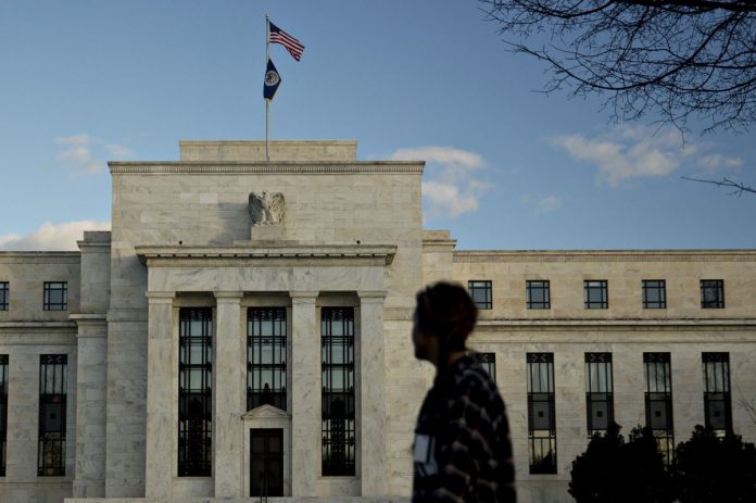 THE FEDERAL RESERVE Beige Book reported that a moderate economic expansion continued in New England, much like the rest of the nation. / BLOOMBERG NEWS FILE PHOTO/ANDREW HARRER