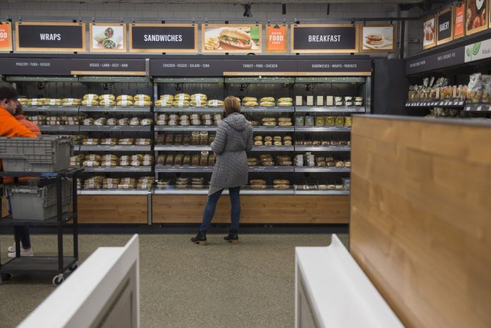 AMAZON.COM is planning to expand its grocery footprint beyond Whole Foods, according to the Wall street Journal. / BLOOMBERG NEWS FILE PHOTO/MIKE KANE