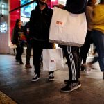 OVERALL U.S. RETAIL SALES increased 0.2 percent in January after a 1.6 percent decrease prior month. / BLOOMBERG NEWS FILE PHOTO/DAVID PAUL MORRIS